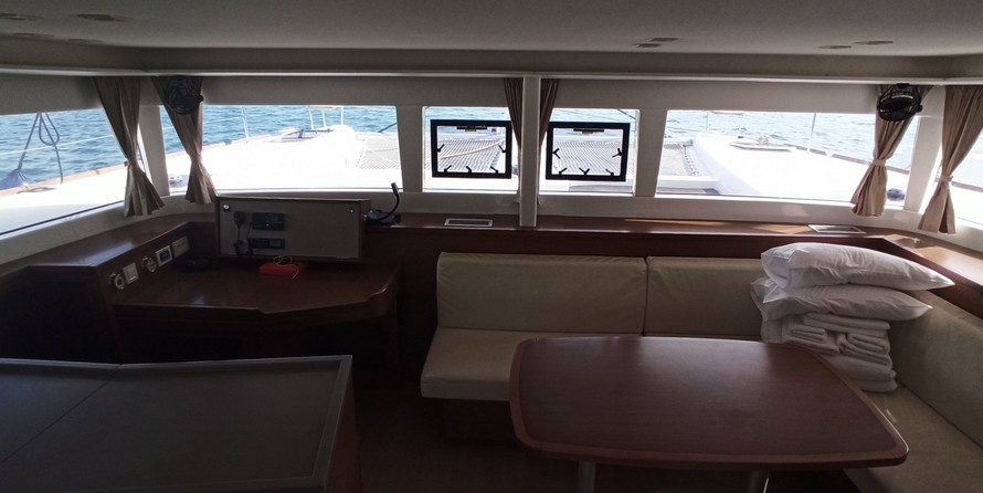 Lagoon 42