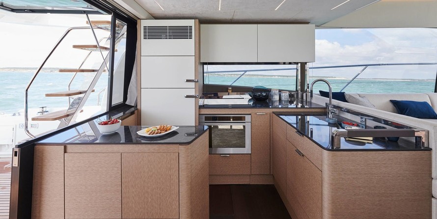 Prestige 590
