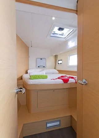 Lagoon 42 AC &amp; GEN