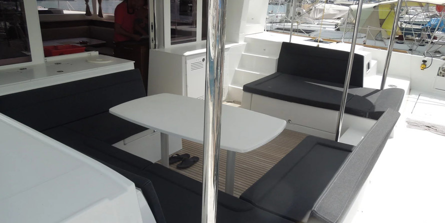 Lagoon 450 Flybridge