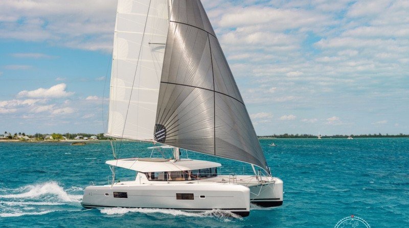 Lagoon 42