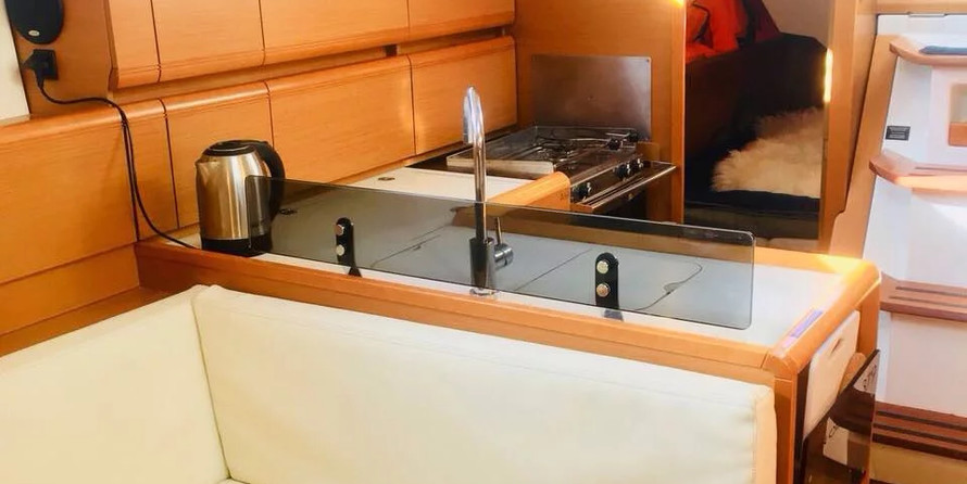 Jeanneau Sun Odyssey 379