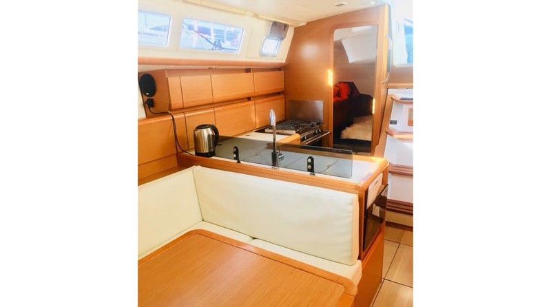 Jeanneau Sun Odyssey 379