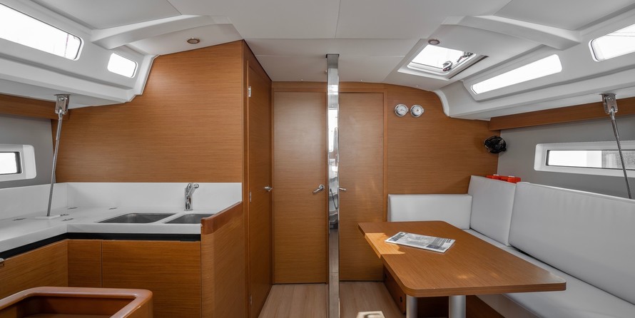 Jeanneau Sun Odyssey 440