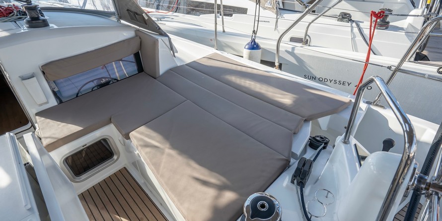 Jeanneau Sun Odyssey 440