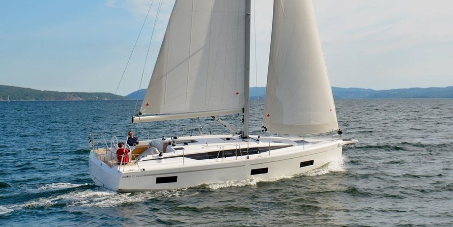 Bavaria C42