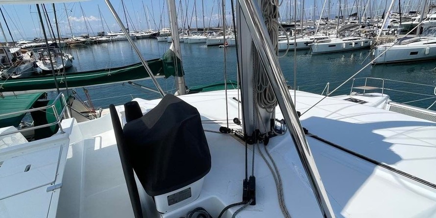 Lagoon 50