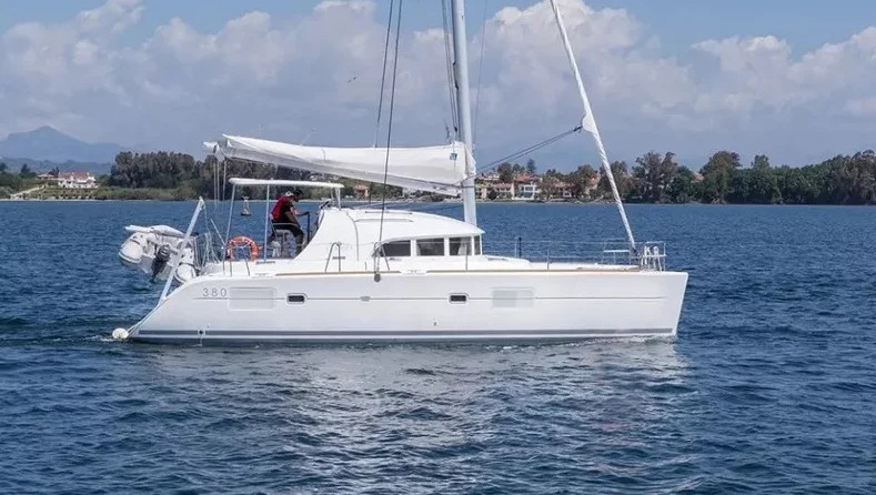 Lagoon 380 S2