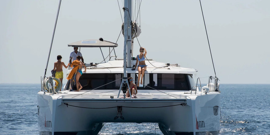 Fountaine Pajot Astréa 42