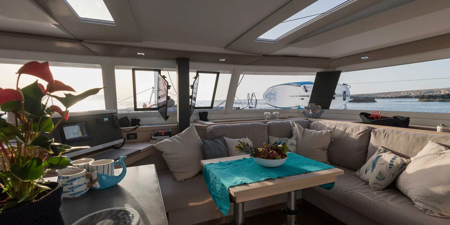 Fountaine Pajot Astréa 42
