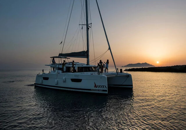 Fountaine Pajot Astréa 42