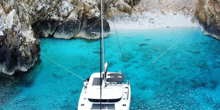 Lagoon 42