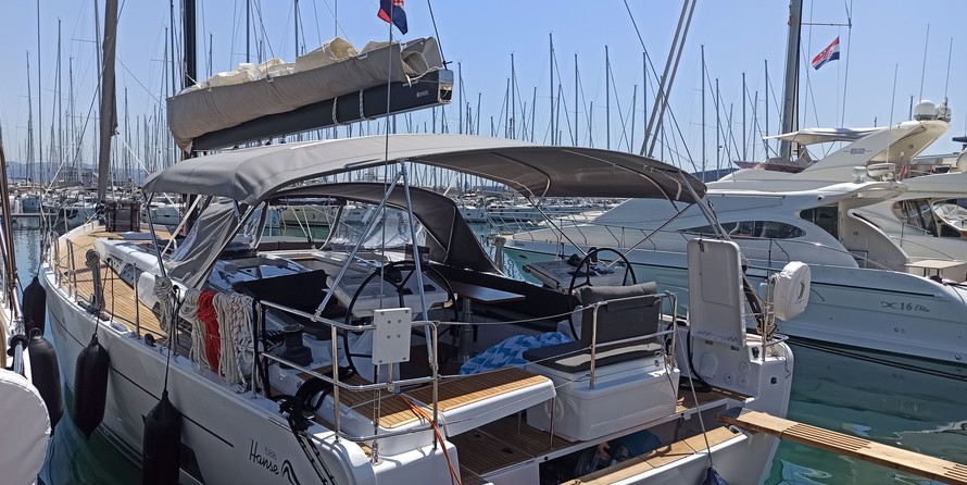 Hanse 588