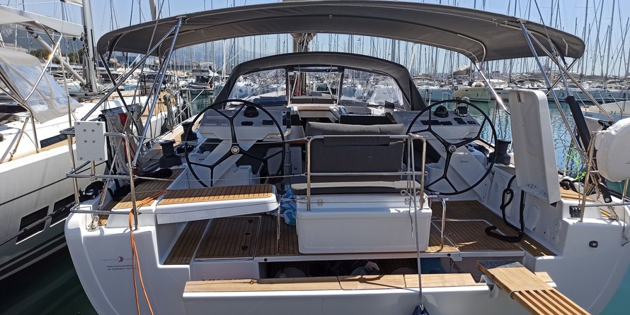 Hanse 588
