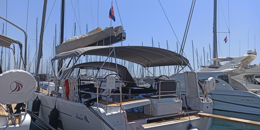 Hanse 588