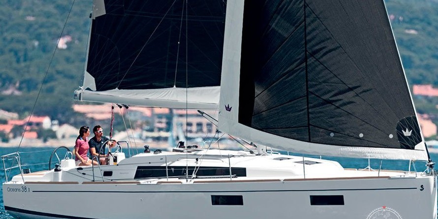Beneteau Oceanis 38.1