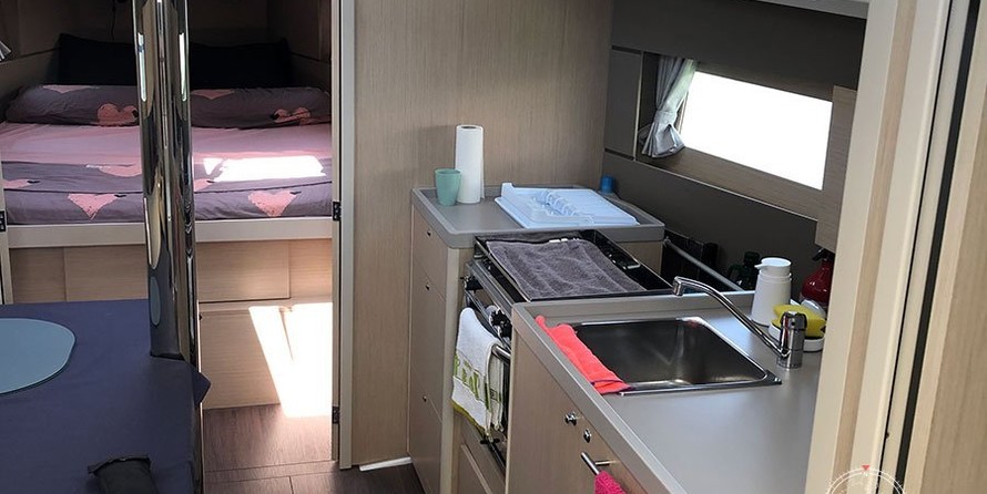 Beneteau Oceanis 38.1