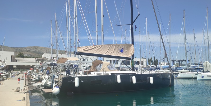 Beneteau FIRST YACHT 53