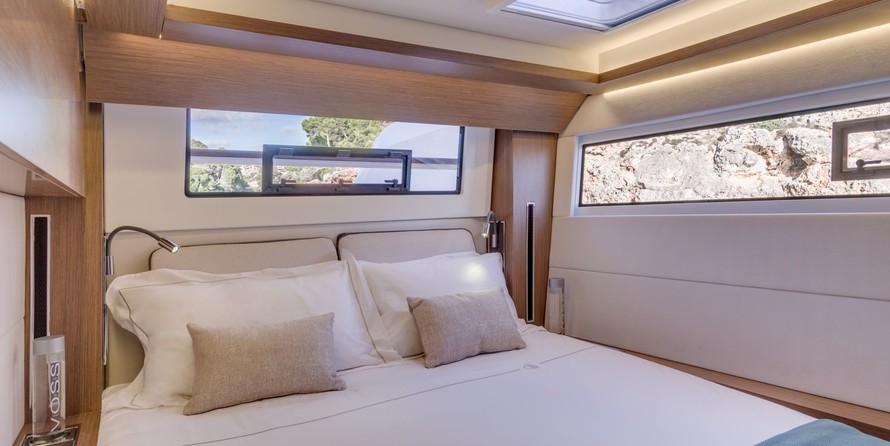 Lagoon 50