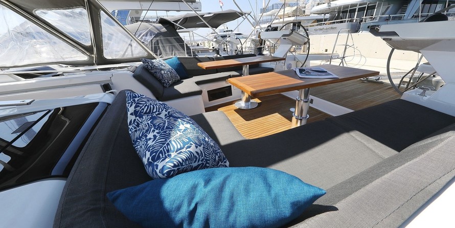 Hanse 588