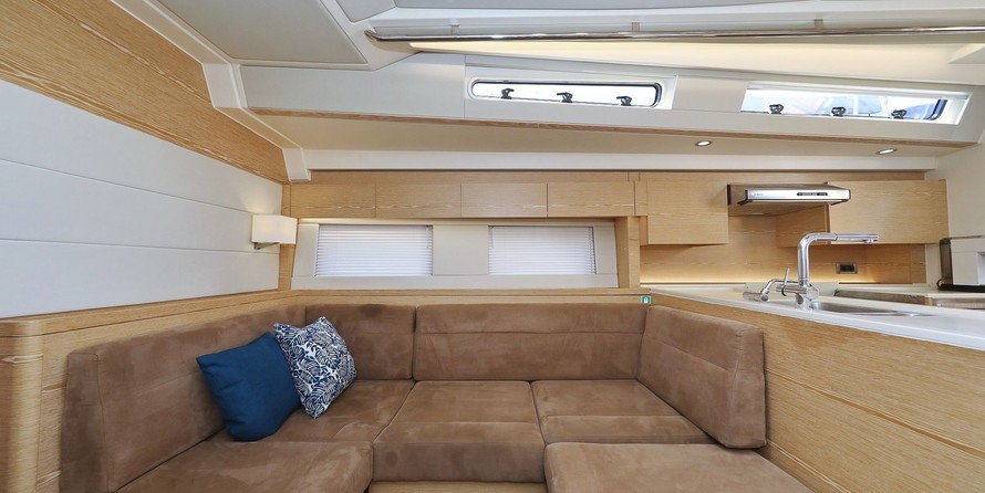 Hanse 588