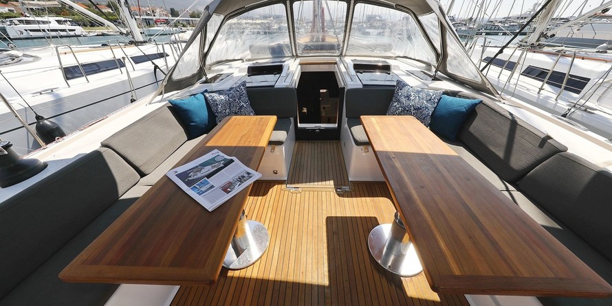 Hanse 588