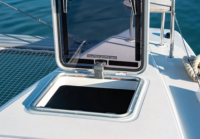 Lagoon 42 - 4 + 2 cab.