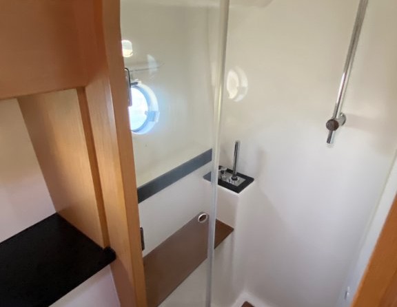 Bavaria Virtess 420 Fly