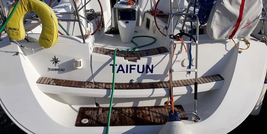 Jeanneau Sun Odyssey 42 i