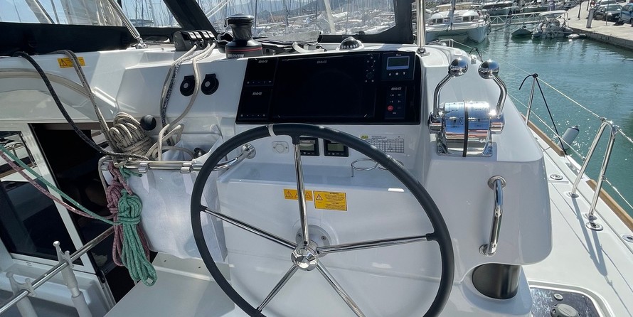 Lagoon 40