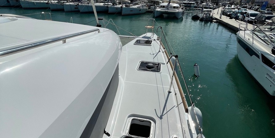 Lagoon 40