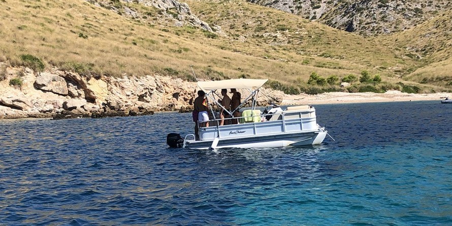 Sunchaser Boats Traverse 7516 Cruise