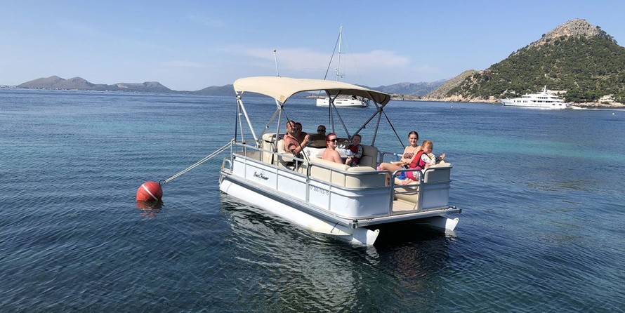 Sunchaser Boats Traverse 7516 Cruise