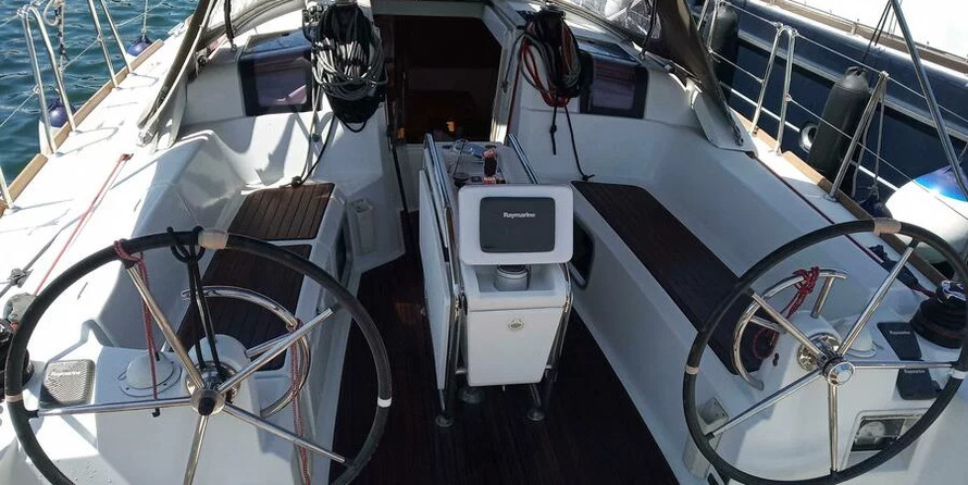 Jeanneau Sun Odyssey 379
