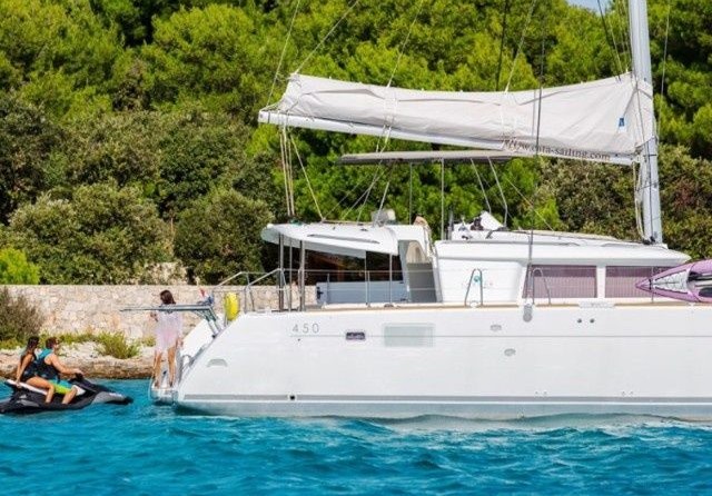 Lagoon 450 F