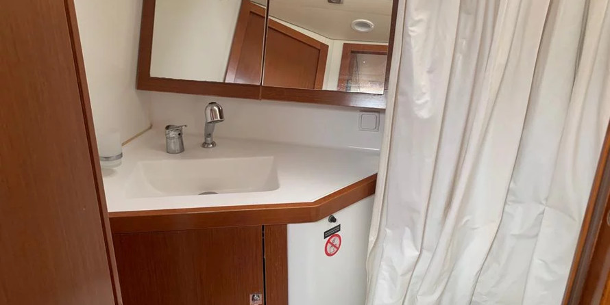 Oceanis 45