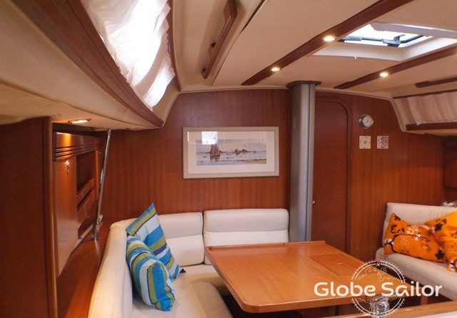 Dufour 44 Performance