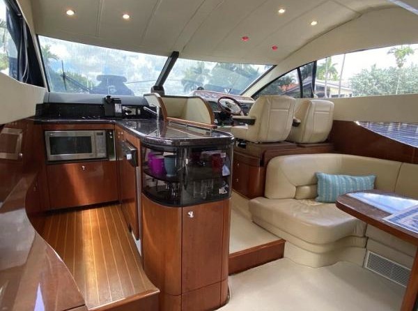 Fairline Phantom