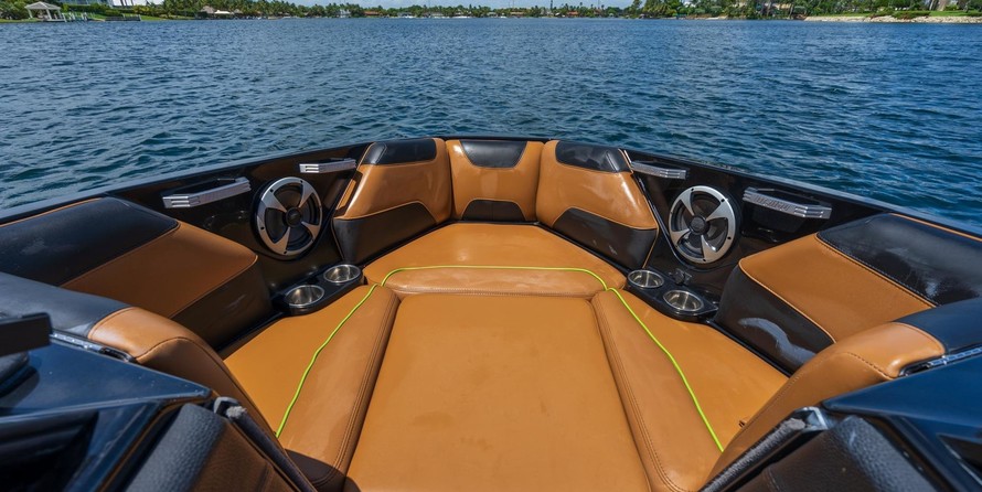 Malibu Wakesetter 22 MXZ