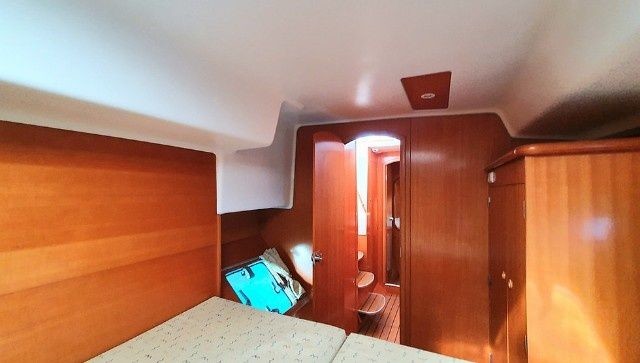 Lagoon 380
