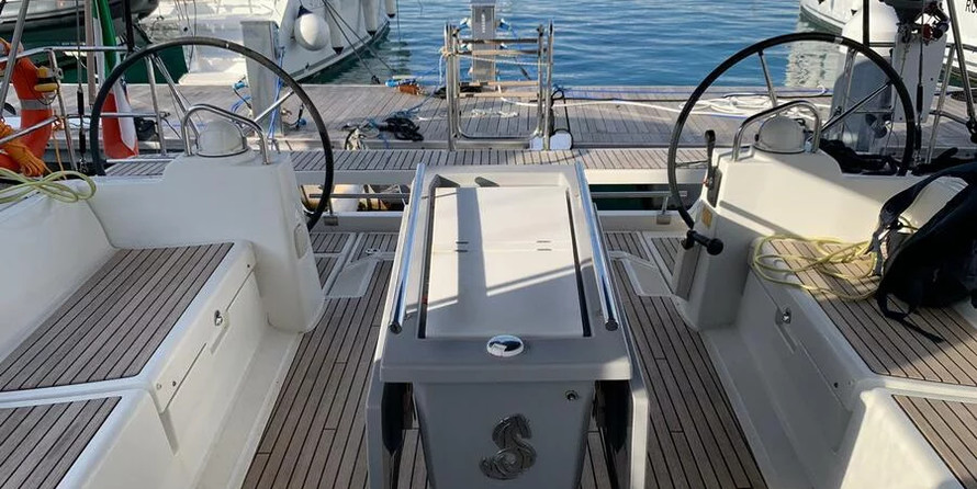 Oceanis 48