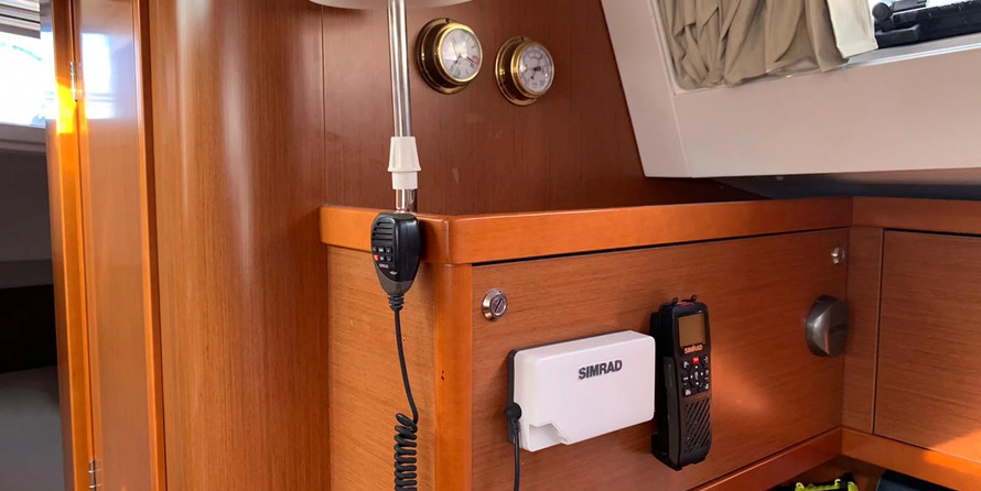 Oceanis 48