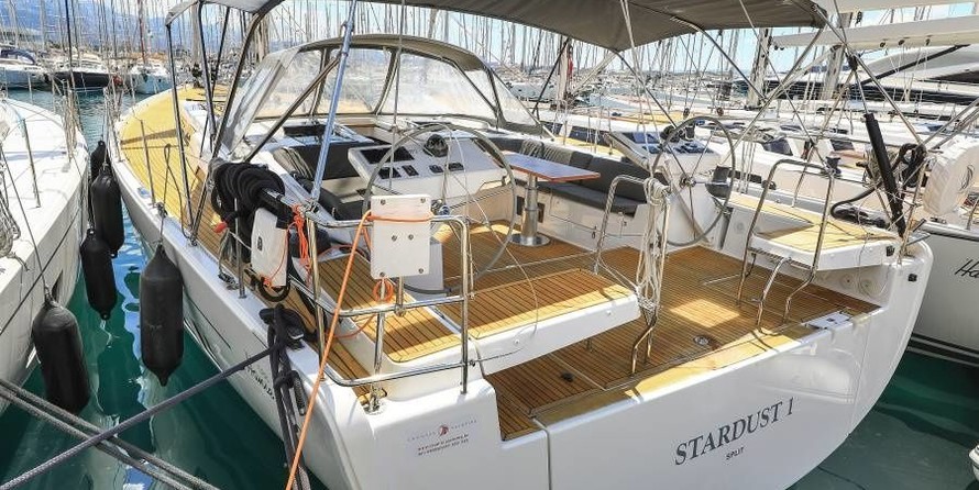 Hanse 588