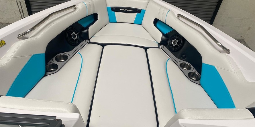 Super Air Nautique 230