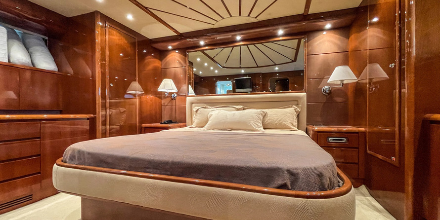 Falcon Yachts 86