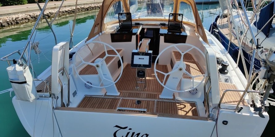 Hanse 418