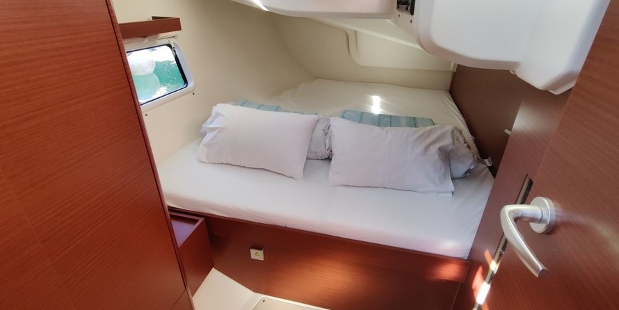 Hanse 418