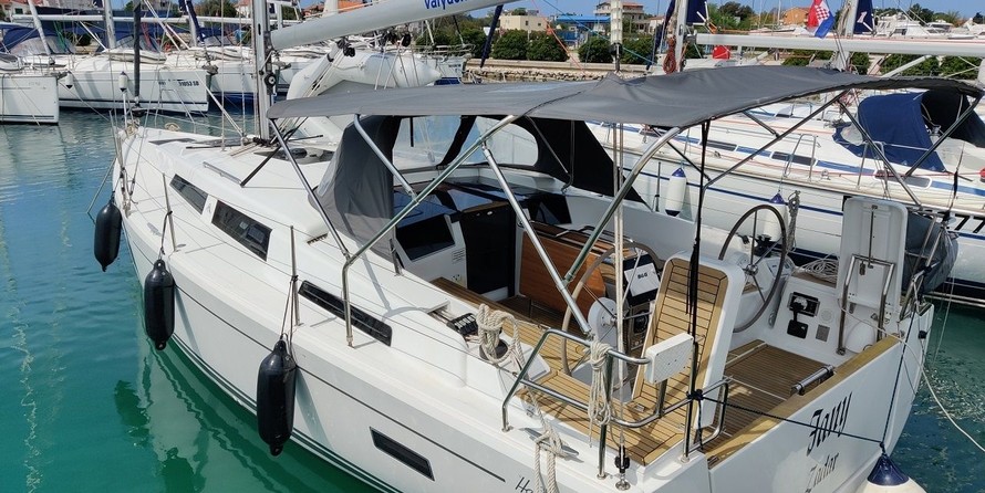 Hanse 388