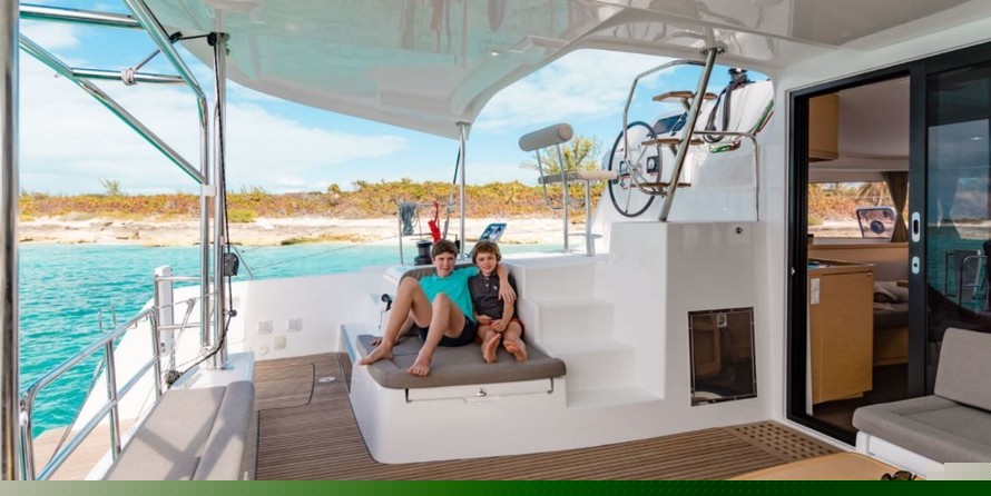 Lagoon 42