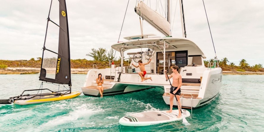 Lagoon 42